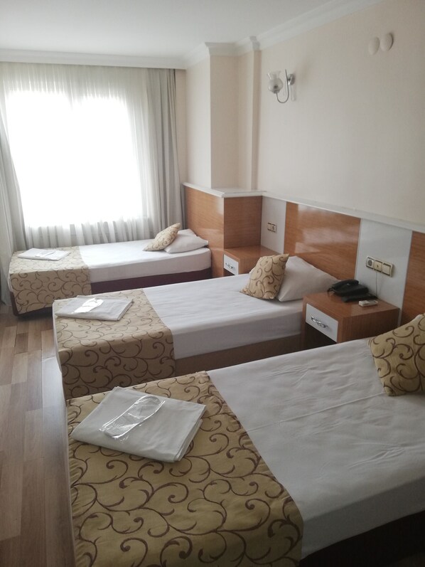 Free WiFi - Lal Hotel (Istanbul)