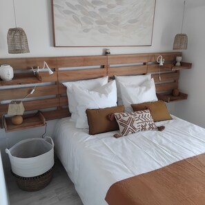 2 slaapkamers, reisbedje, gratis wifi, beddengoed