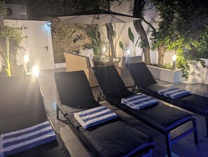 Terrace/patio - La Piscine - Villa Valmy - Hypercentre - Railway station (Montluçon)