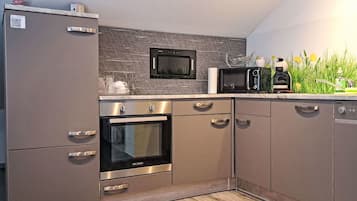 Microwave, oven, dishwasher