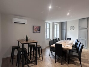 Dining - Authentic Charm in Theneuille, All Inclusive (Theneuille)