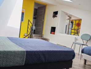 Free WiFi - Renovated apartment with sunny terrace and parking in Pierrefitte-sur-Aire (Pierrefitte-sur-Aire)