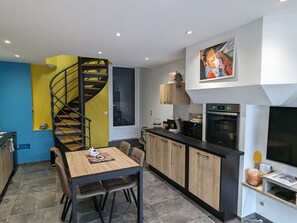 Dining - Renovated apartment with sunny terrace and parking in Pierrefitte-sur-Aire (Pierrefitte-sur-Aire)