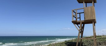 Luxury villa with heated pool near ocean in Biscarrosse Plage