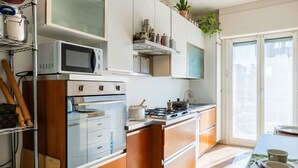 Uklassifisert bilde, 5 av 28, knapp