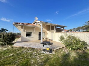 Terrace/patio - Spacious Villa Near Beach, 8 People (Biscarrosse Plage)
