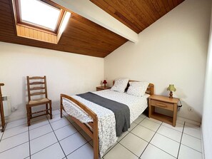 2 bedrooms