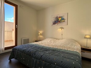 3 bedrooms, WiFi