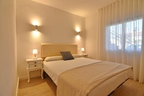 Apartment | 2 bedrooms, iron/ironing board