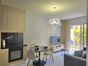 Interior - Happy Stay Apartment by the Sea 093 (Durres)