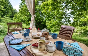 Outdoor dining - Tenuta Focaioni - Monte Amiata (Stribugliano)