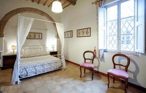 2 Schlafzimmer, Reisekinderbett, kostenloses WLAN