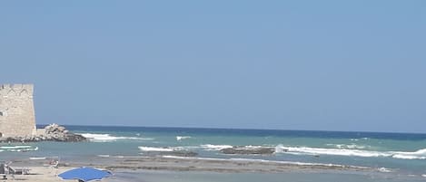 Sun-loungers, beach towels