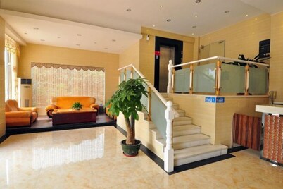 Guangzhou Xinyuan Hotel (Huadu Shiling Branch)