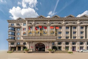 Exterior - Zhongyuan Huangguan Hotel (Zaozhuang)