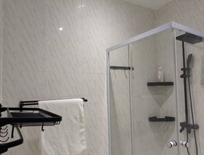 Apartment, 3Â Schlafzimmer | Badezimmer