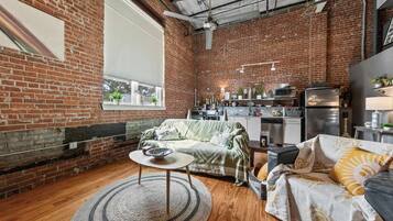 Televisión y oficina