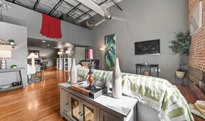 TV, offices