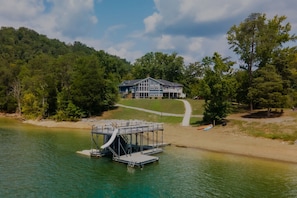 Beach - Paradise Point on Norris Lake (New Tazewell)