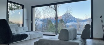 Charming 2-bedroom hotel suites with jacuzzi in welcoming Saint-Apollinaire