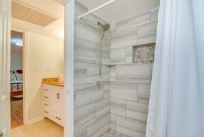Shower, towels