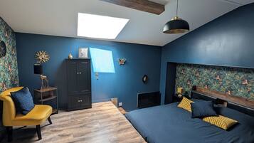 3 Schlafzimmer, Reisekinderbett, Internetzugang, Bettwäsche