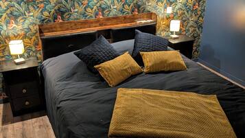 3 chambres, lit parapluie, accès Internet, draps fournis