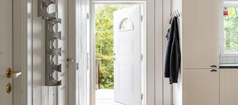 Quaint 3 room cottage fully equipped in Stockholm.