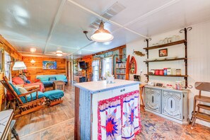 House (1 Bedroom) | Interior