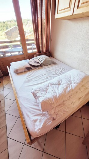 2 bedrooms