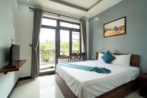 Egyptian cotton sheets, premium bedding, desk, free WiFi - Mai Villa Hoian (Da Nang)