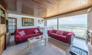 Apartment | Living area - Apartment in L'escala With Stunning Sea Views (L'Escala)