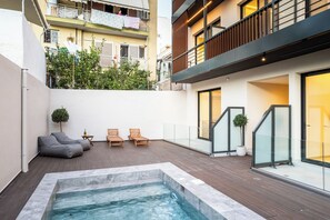 Pool - Grec Suites Dafni, Athens by GrecCollection President Suite (Dafni)
