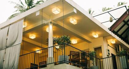 Villa Lavish