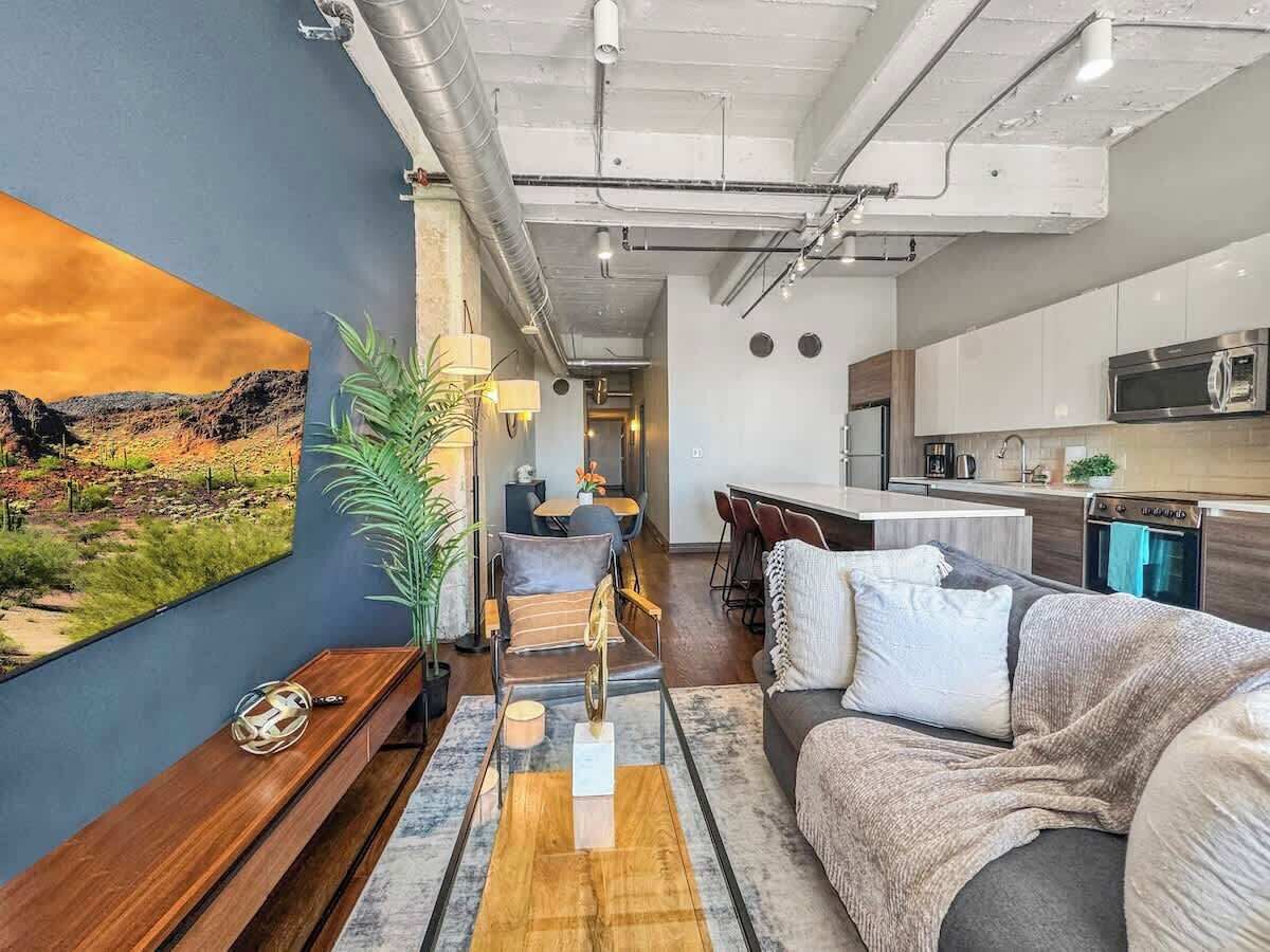 Télévision, espaces bureaux