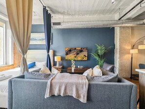 Télévision, espaces bureaux