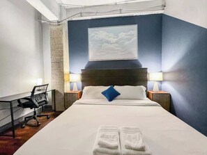3 bedrooms, WiFi, bed sheets