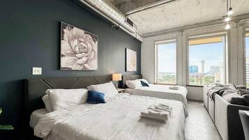 1 habitación, wifi y ropa de cama