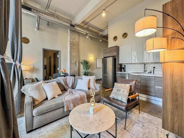 Télévision, espaces bureaux