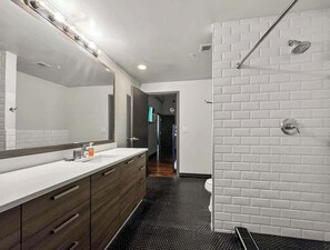 Doccia, asciugacapelli