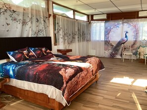 1 slaapkamer, een bureau, een strijkplank/strijkijzer, gratis wifi