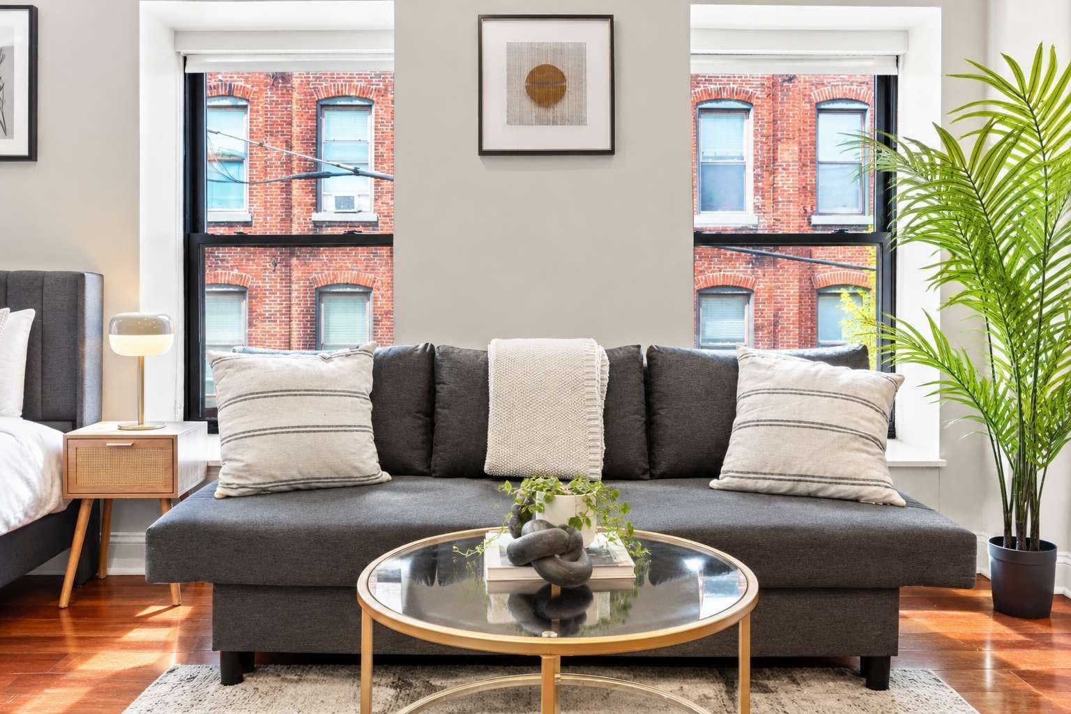 TV, offices