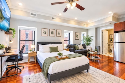 Luxury Studio | 2 Beds | Northern Liberties