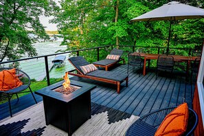 Outdoor dining - The Tater Tot Cottage: Potato Lake - Sleeps 8 (Chetek)