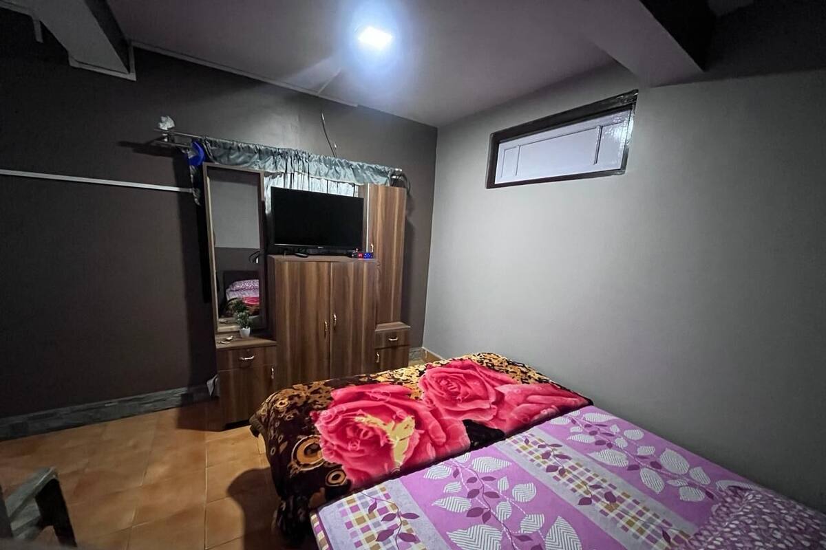 Standard Double Room | WiFi (free)