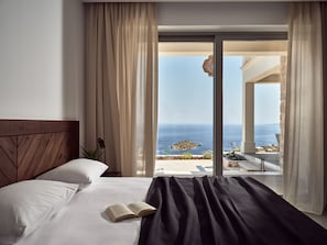 4 bedrooms, iron/ironing board, travel crib, WiFi