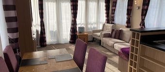 Larkspur lovely dog friendly caravan at Rockley Park, Poole Harbour, Dorset.