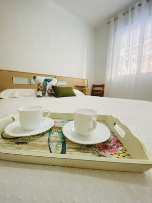 2 bedrooms, WiFi, bed sheets