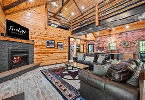 TV connectée, cheminée