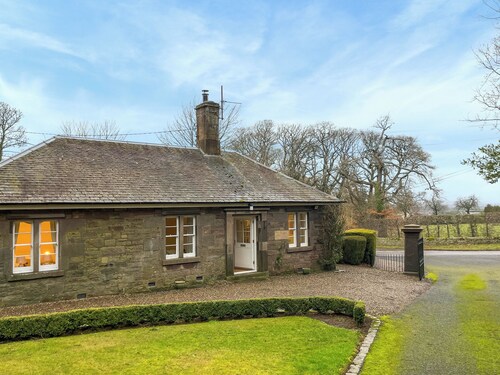 1 bedroom accommodation in Kettins, near Coupar Angus